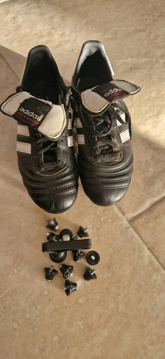 Football boots. - Image 4