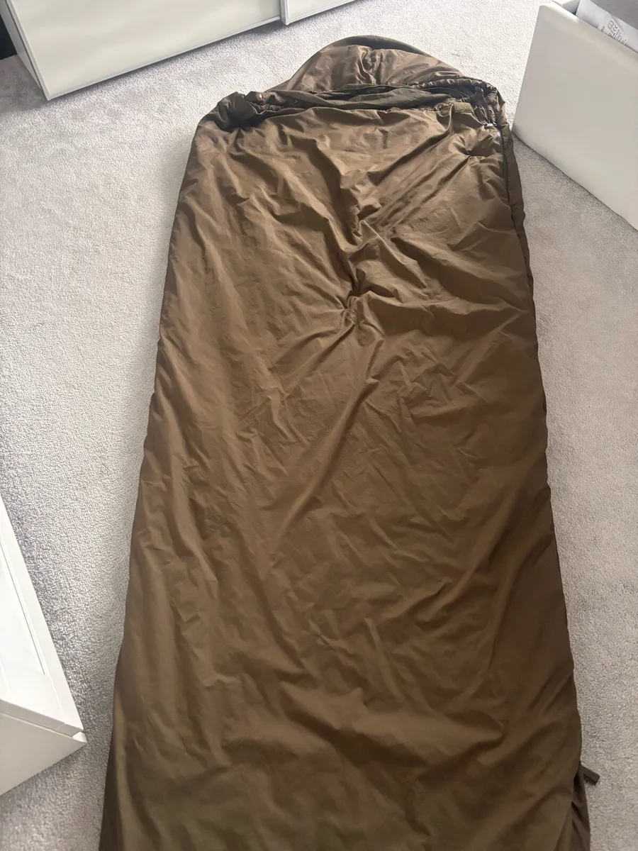 Carinthia Trophen 200 Military sleeping bag - Image 1
