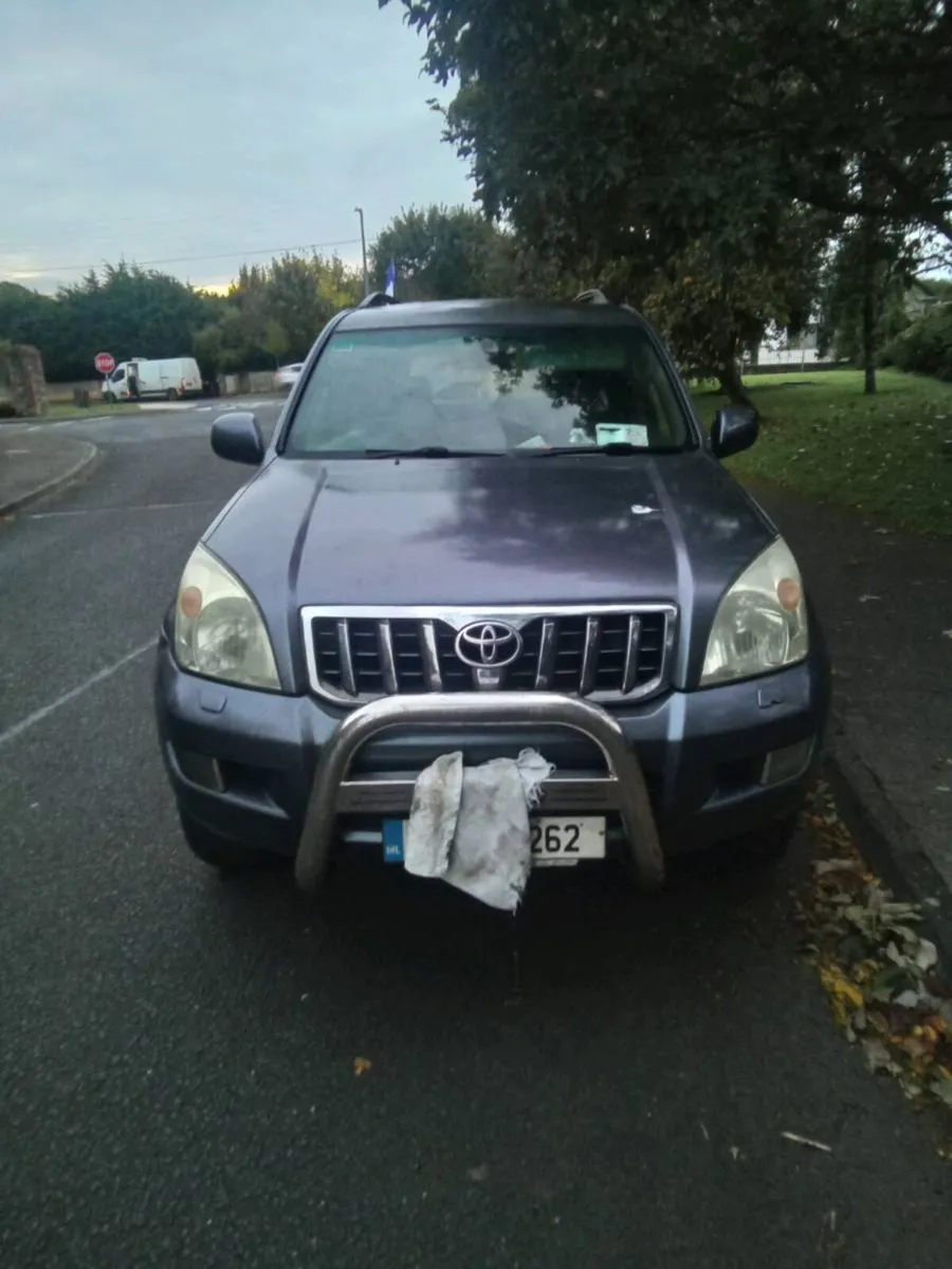 07 Toyota Landcruiser - Image 1