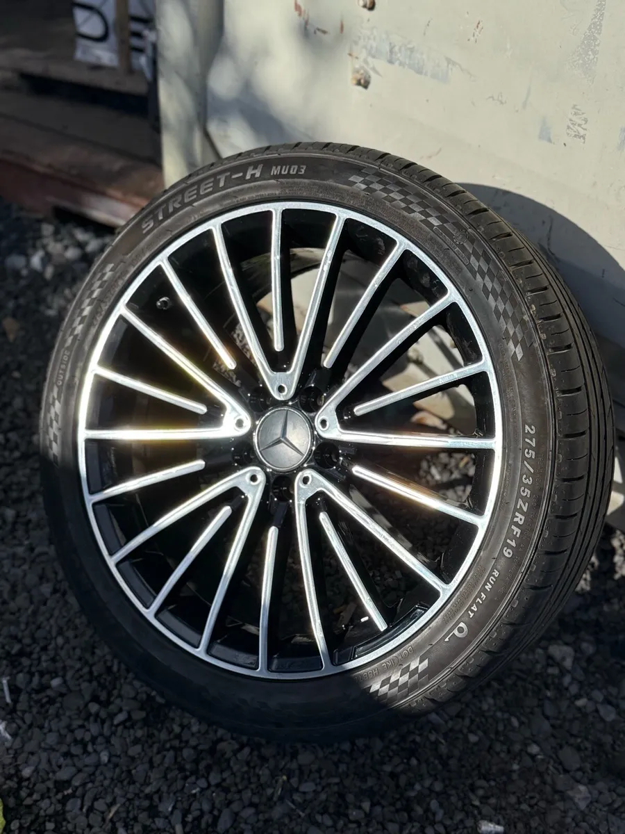 19” Mercedes Twisted Turbine Alloy - Image 2