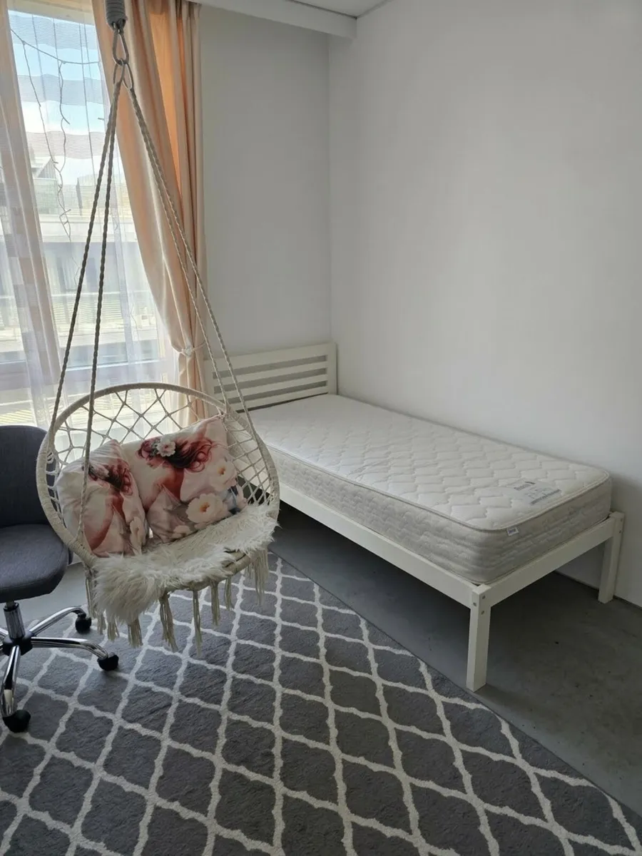 Single bed frame with almost new mattress - Image 2