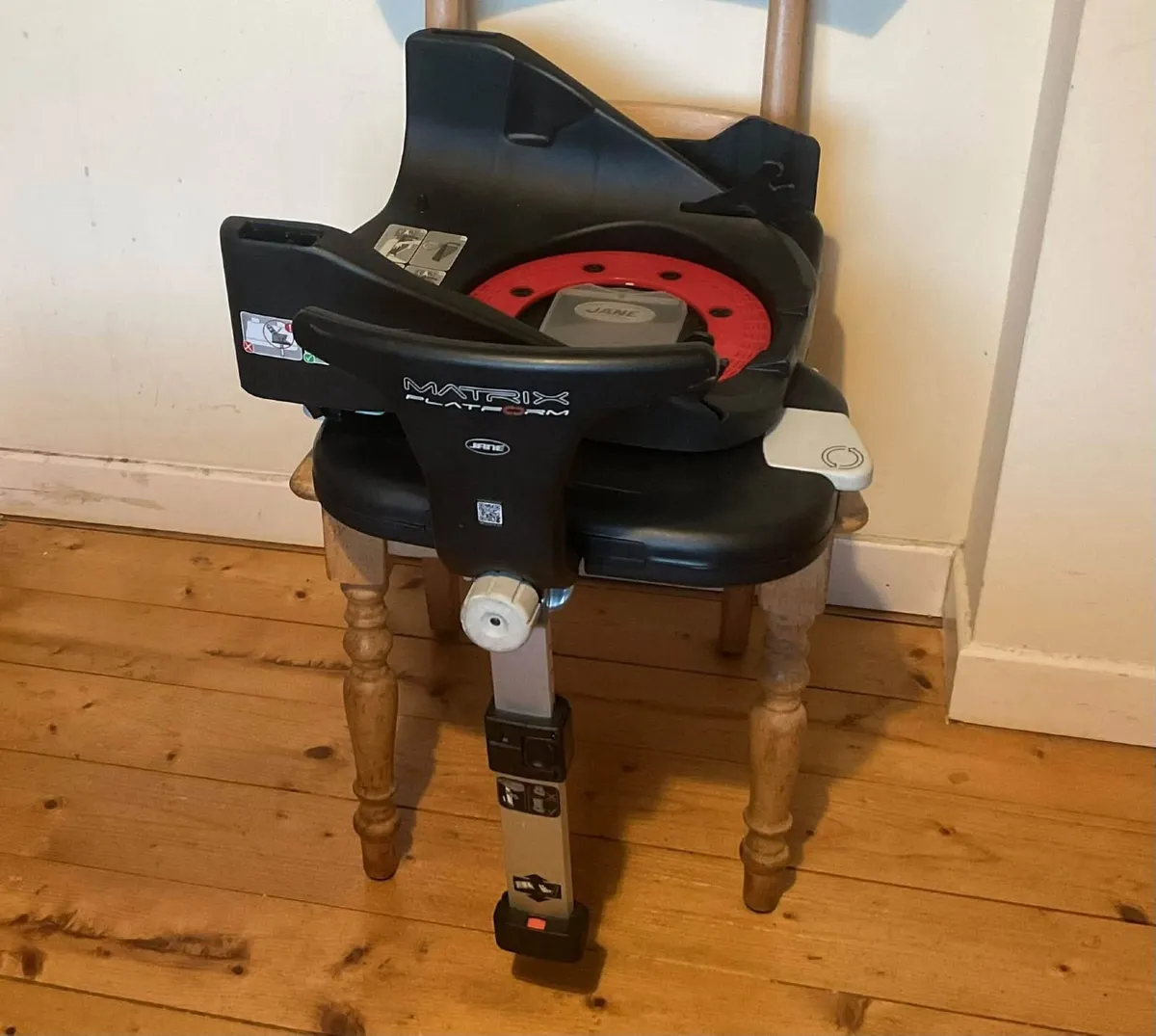 Jané Matrix ISOFIX Car Seat Base - Image 1