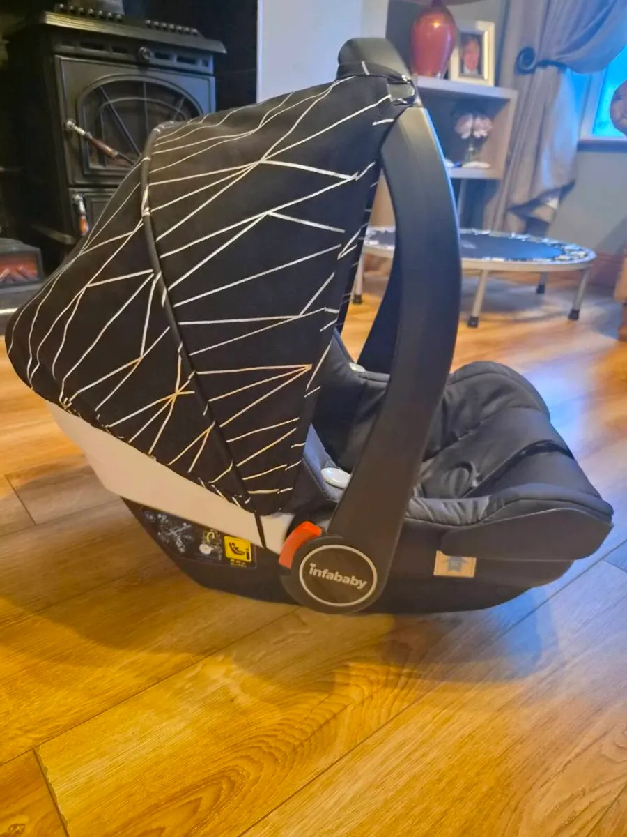 Infababy baby chair - Image 3