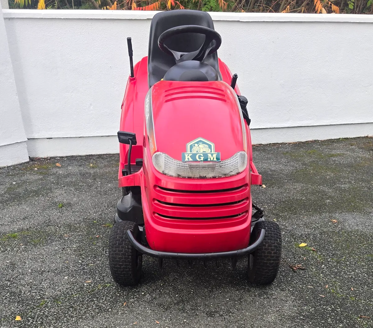 Honda tractor mower - Image 2