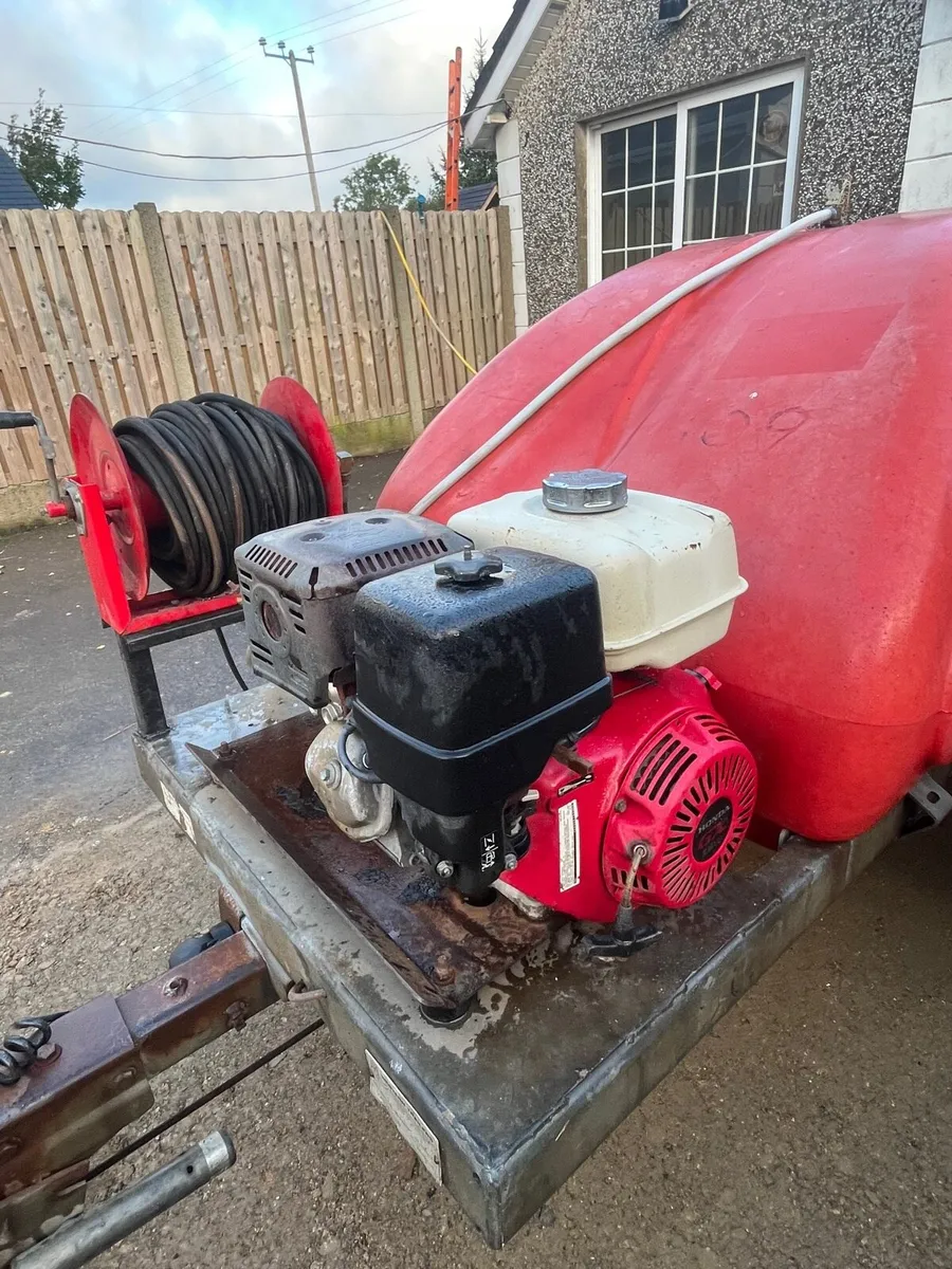 Western bowser with power washer and reel - Image 2