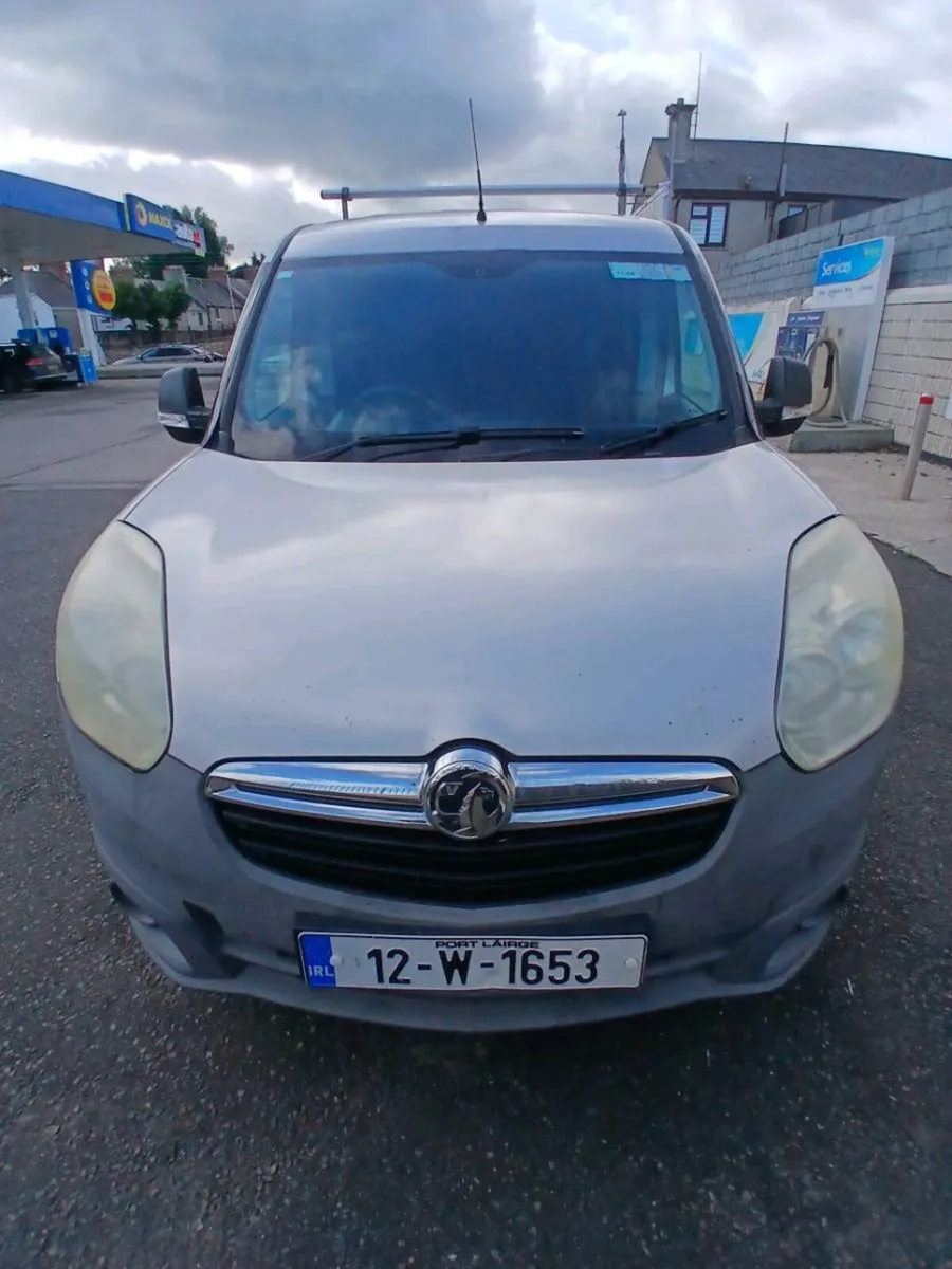 Van - Image 2