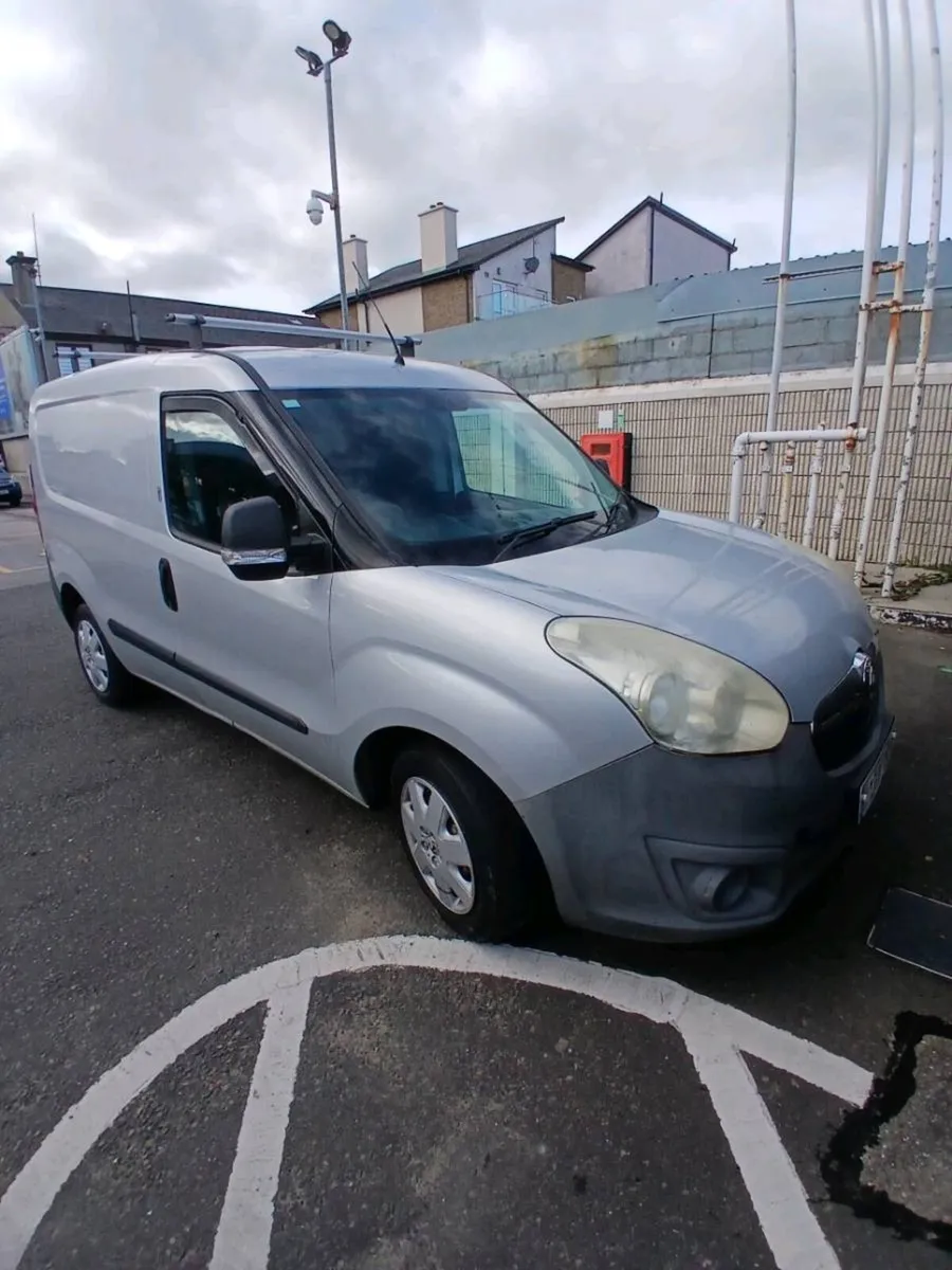 Van - Image 3