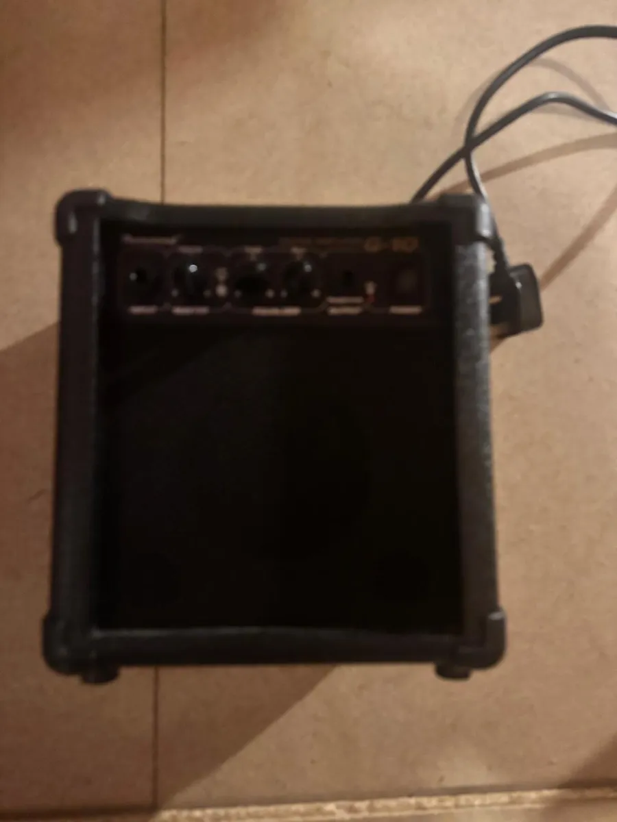 Electric guitars - Image 3