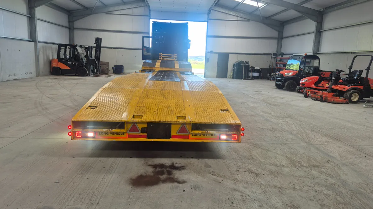 Trailers - Image 3