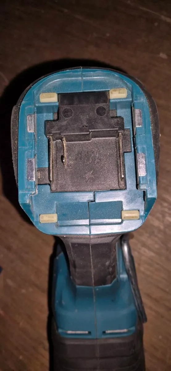 Makita saw - Image 4