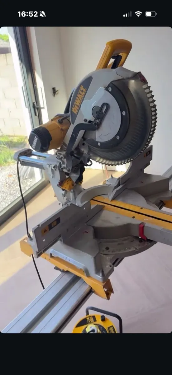 Dewalt Drop Saw - Image 2