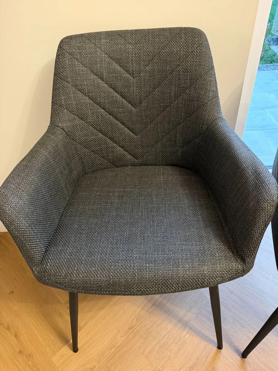 Dining chairs - Image 1