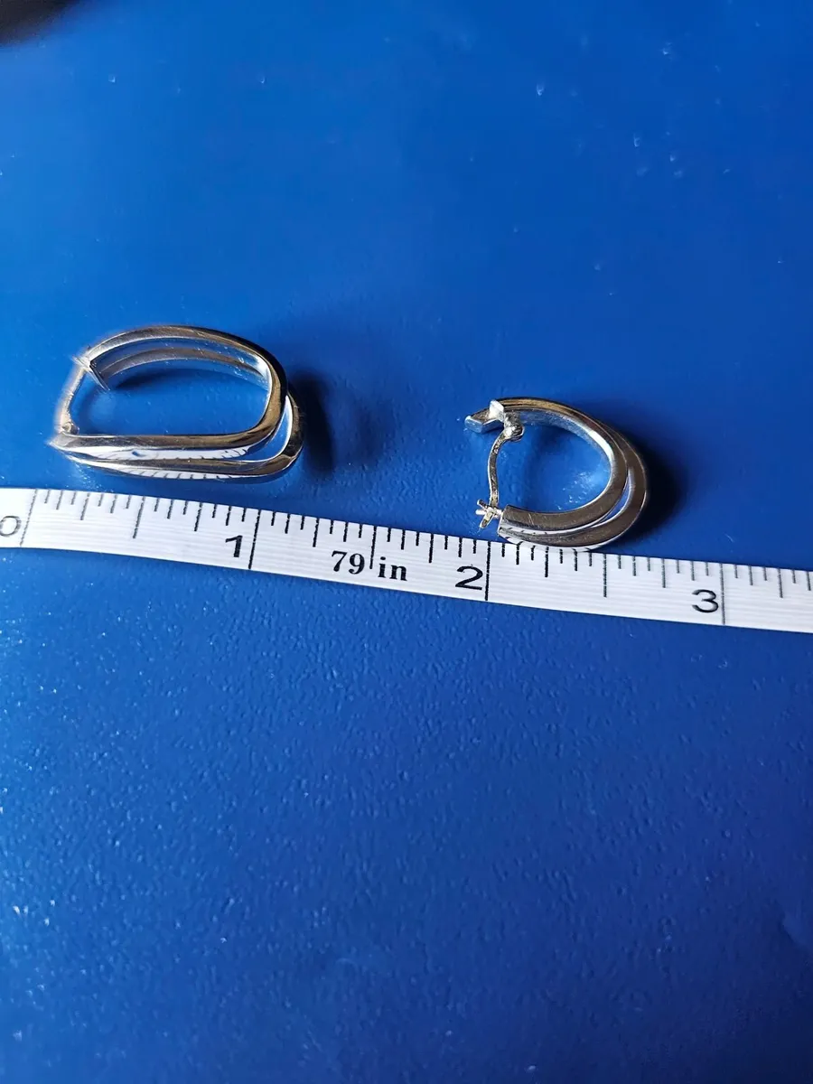 9ct White Gold Double Hoop Earrings /Mint Cond - Image 4