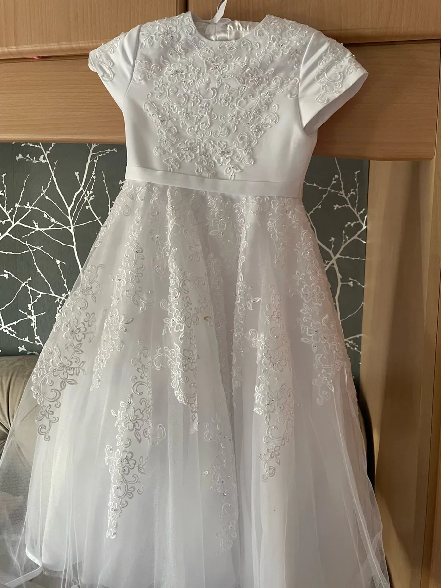 Communion dress - Image 2