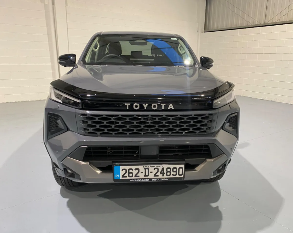 2026 Toyota Hilux Invincible X - Image 3