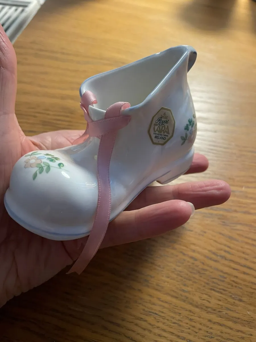 Royal Tara Fine Bone China Boot, shamrock detail - Image 2