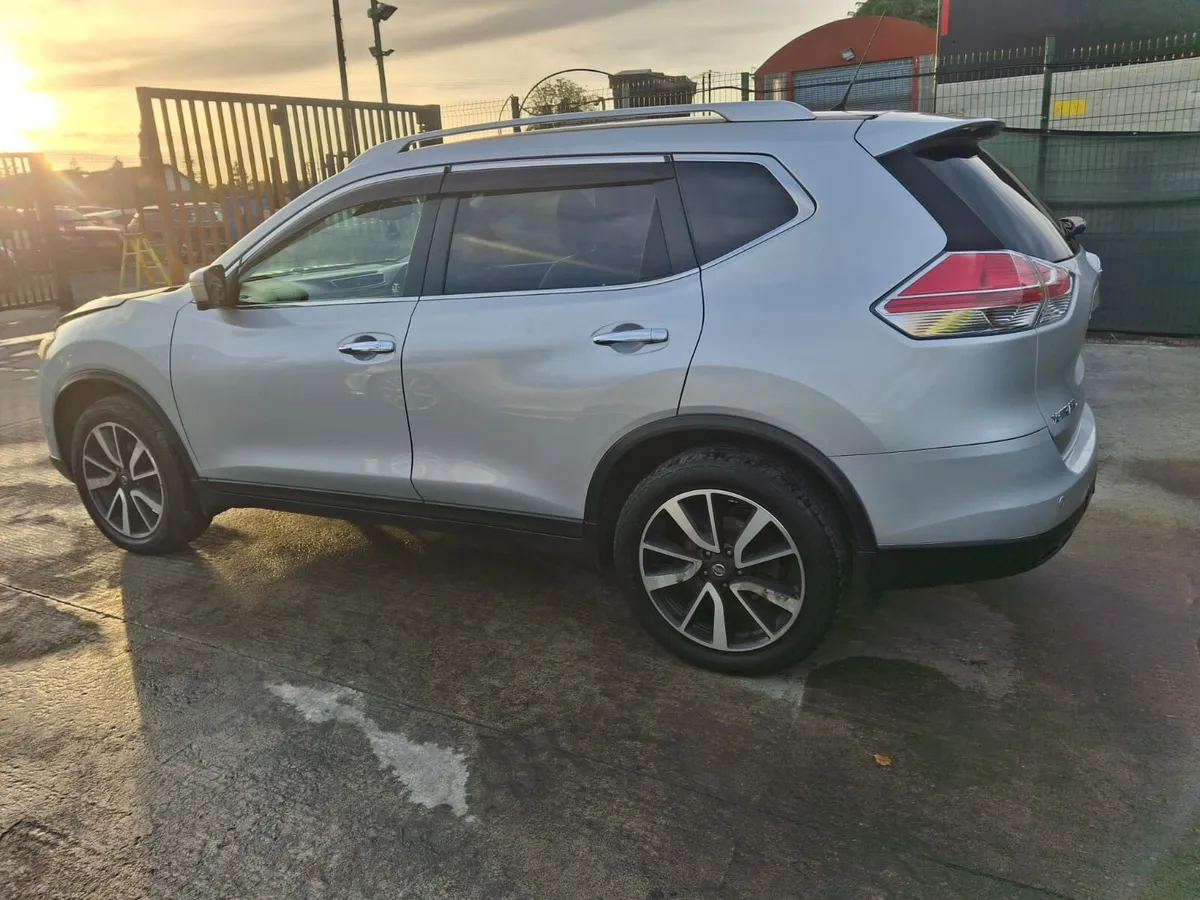 2017 Nissan Xtrail  7seater Automatic Full Leather - Image 4