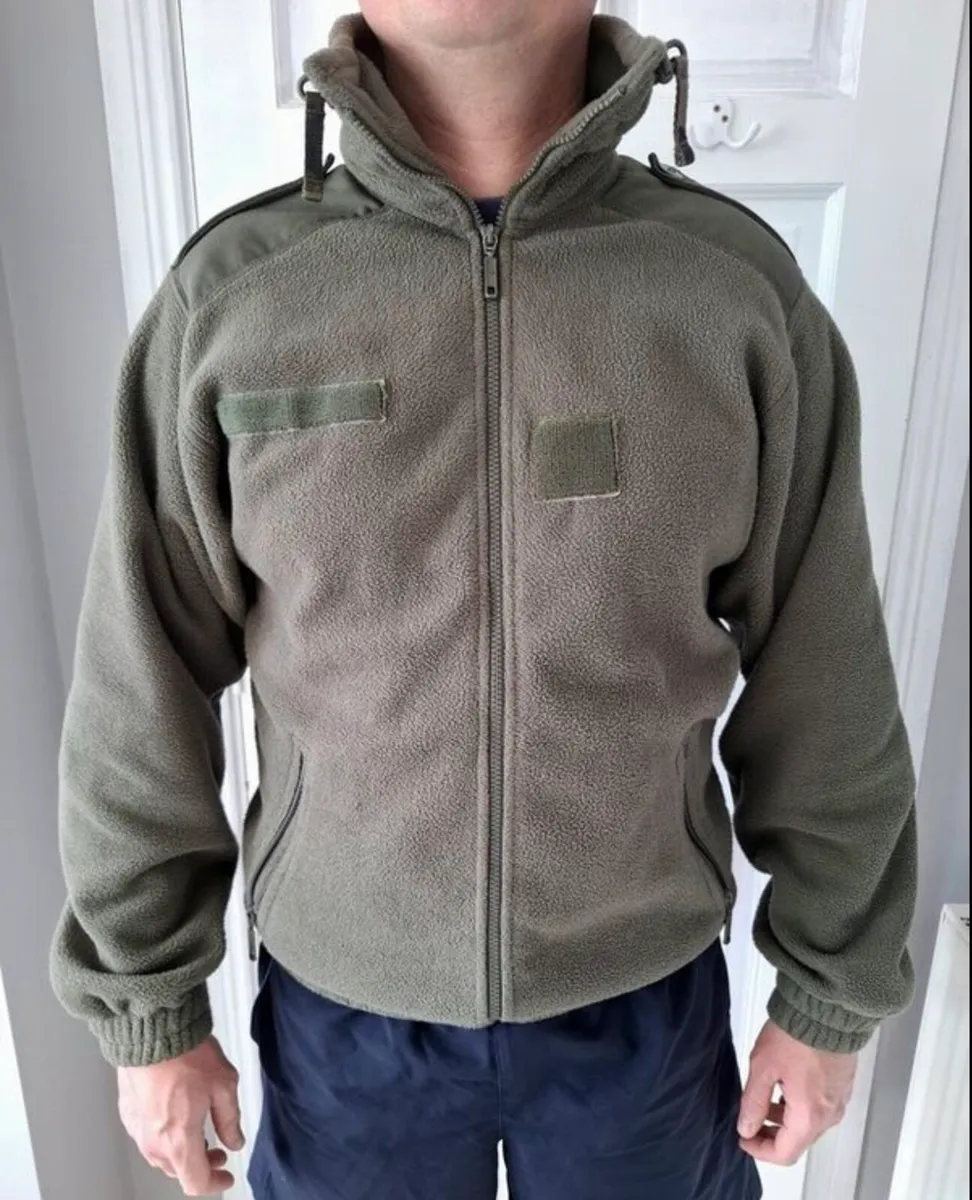 Army khaki green fleece. - Image 1