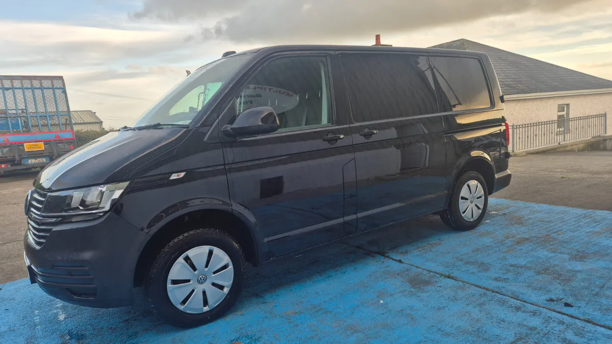 VOLKSWAGGON TRANSPORTER - Image 4