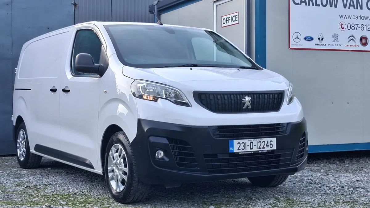 231 Peugeot Expert 1.5d 120 mwb Pro, Low kms, - Image 1