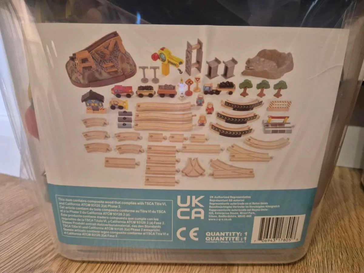 Brand new Kidkraft train set - Image 3