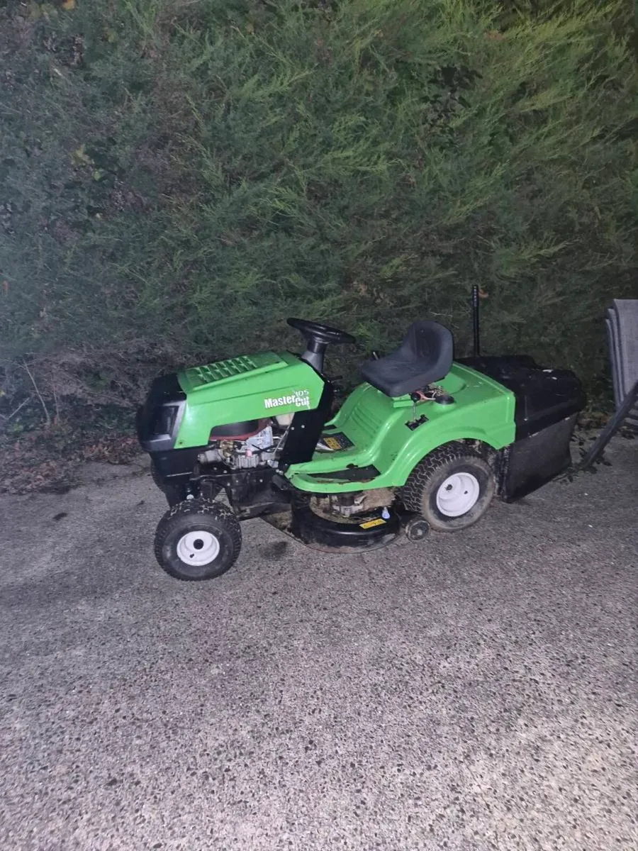 Ride On Mower - Image 1