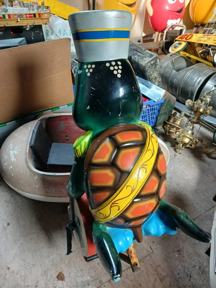 Vintage fairground amusements - Image 3