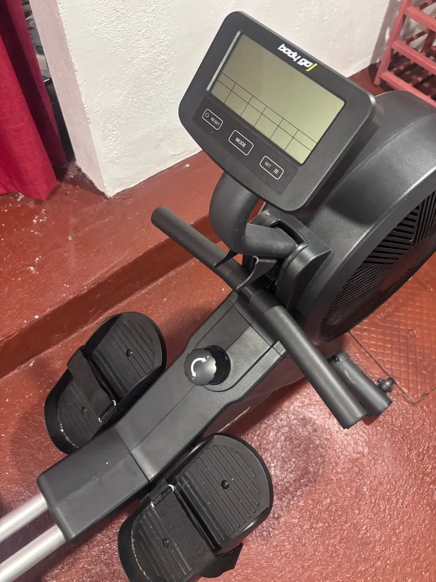Rowing machine - Image 3