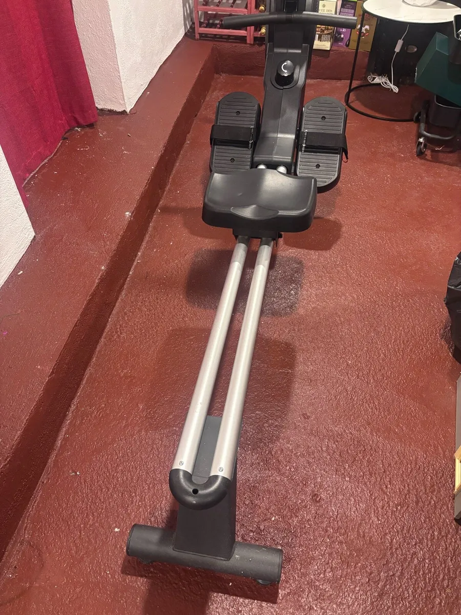 Rowing machine - Image 4