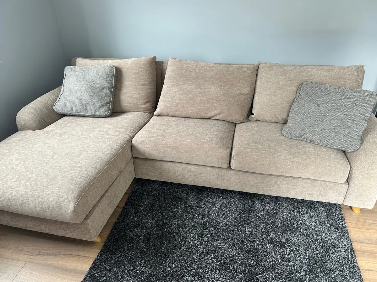 Couch - Image 1