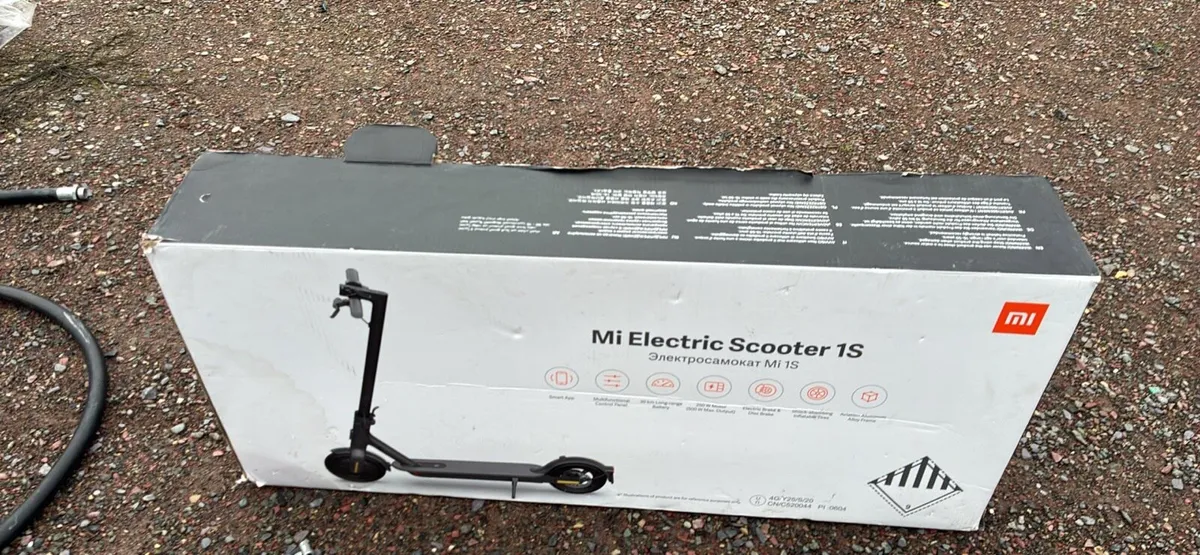 Electric scooter - Image 3