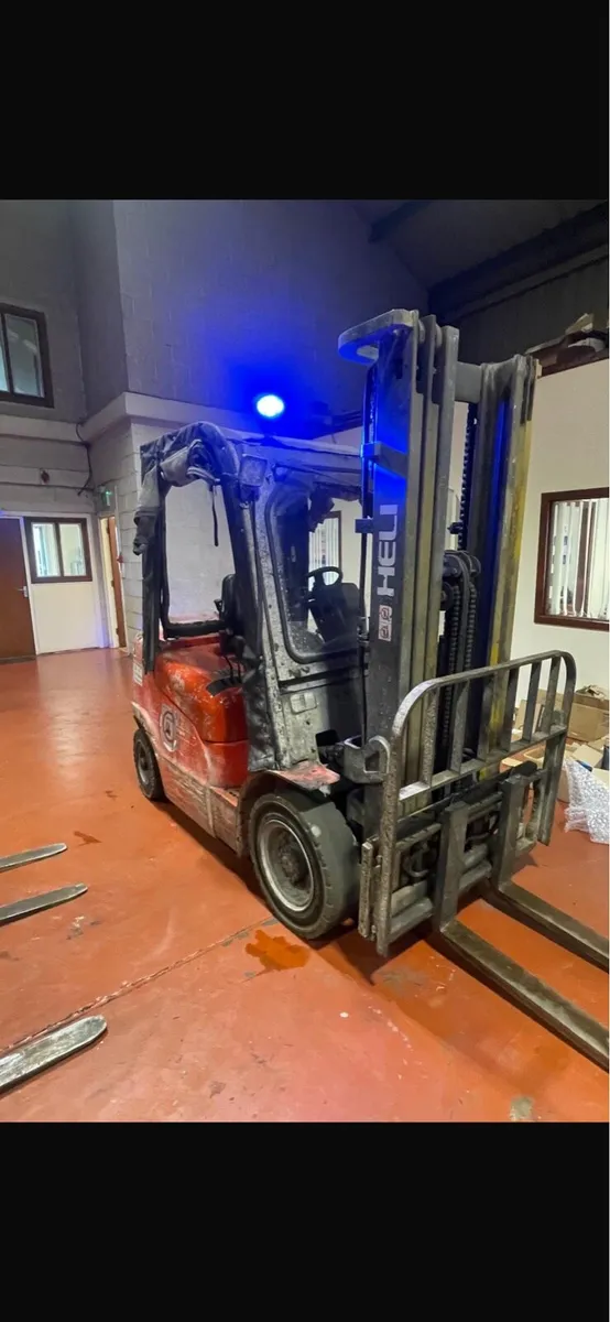 Forklift. Heli - Image 1