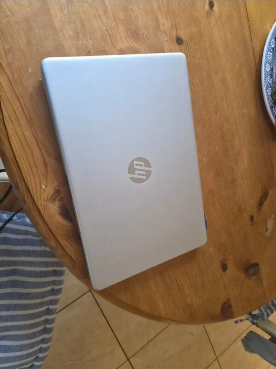 HP Laptop - Image 4