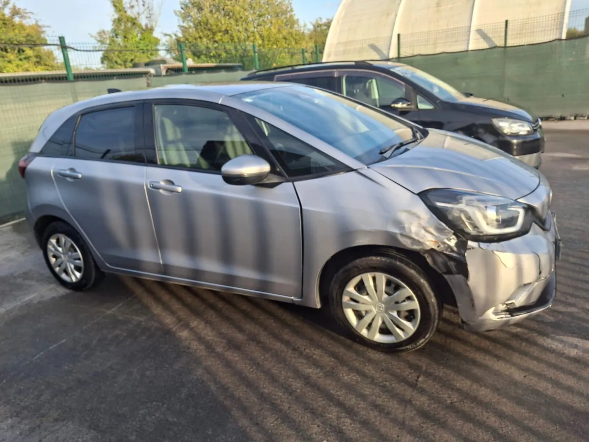 211 Honda Fit Hybrid Automatic - Image 2