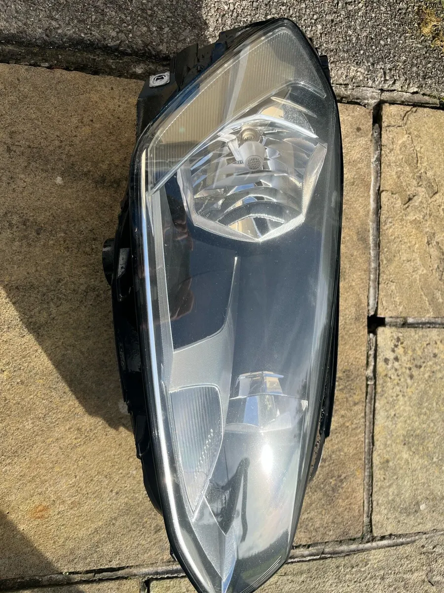 Volkswagen Mk7 Golf Tdi parts for breaking - Image 1