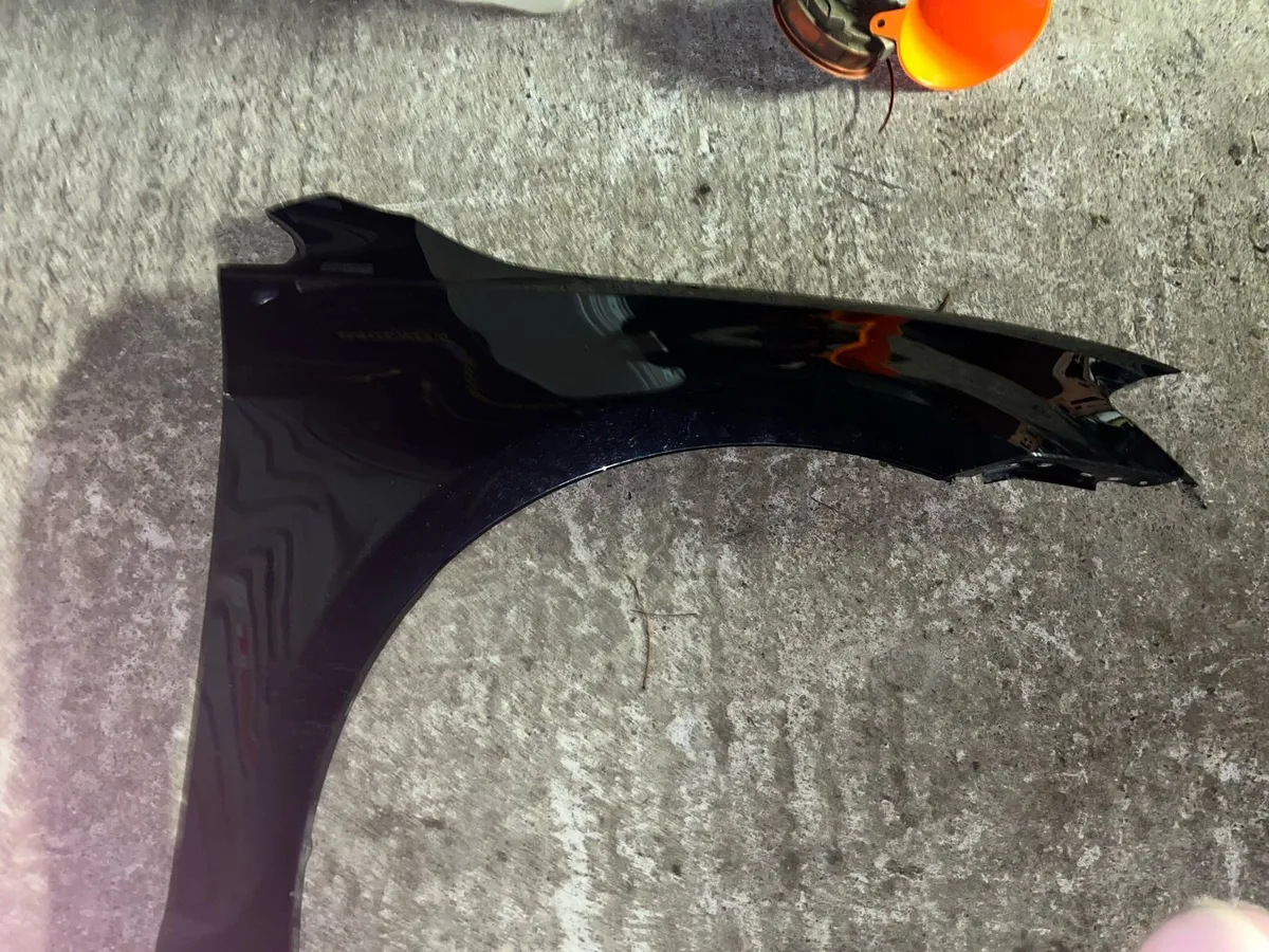 Volkswagen Mk7 Golf Tdi parts for breaking - Image 3
