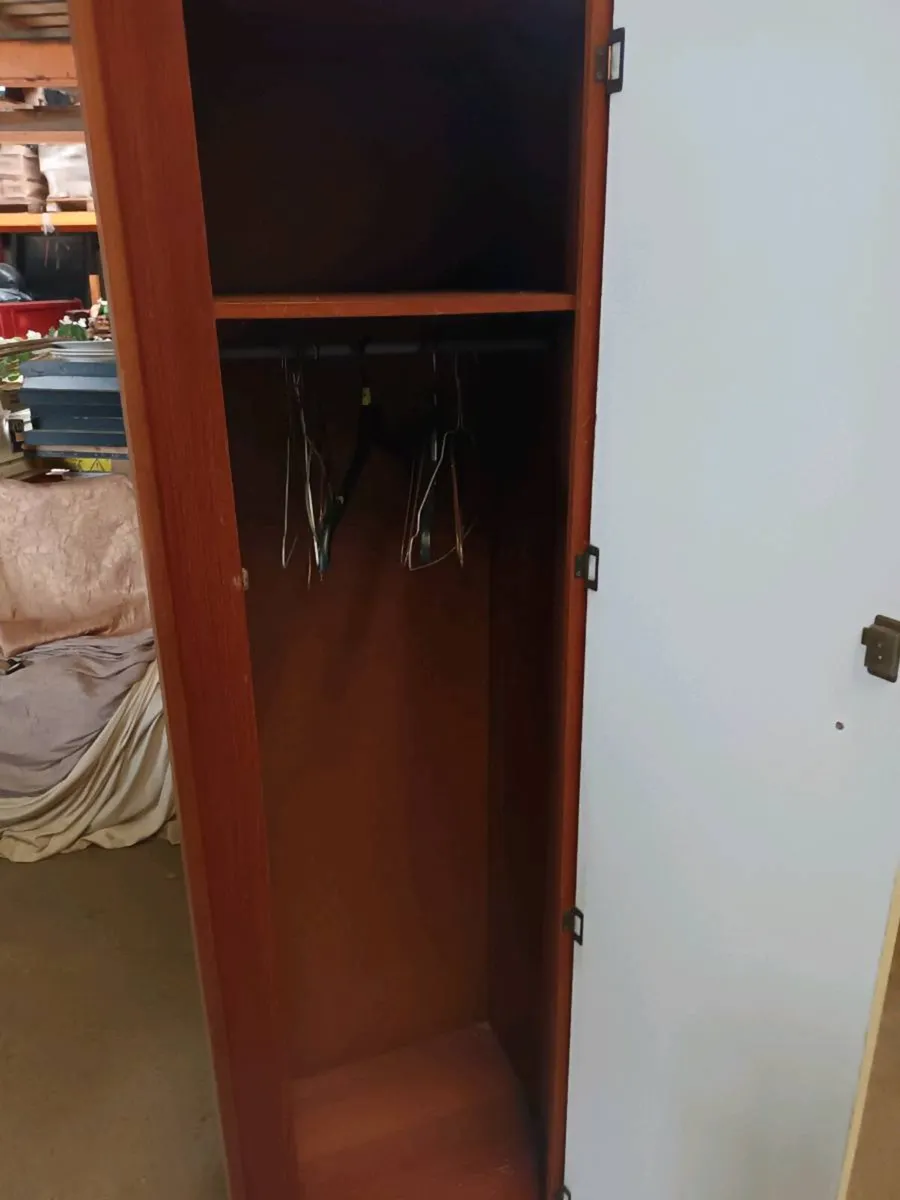 Wardrobe - Image 3