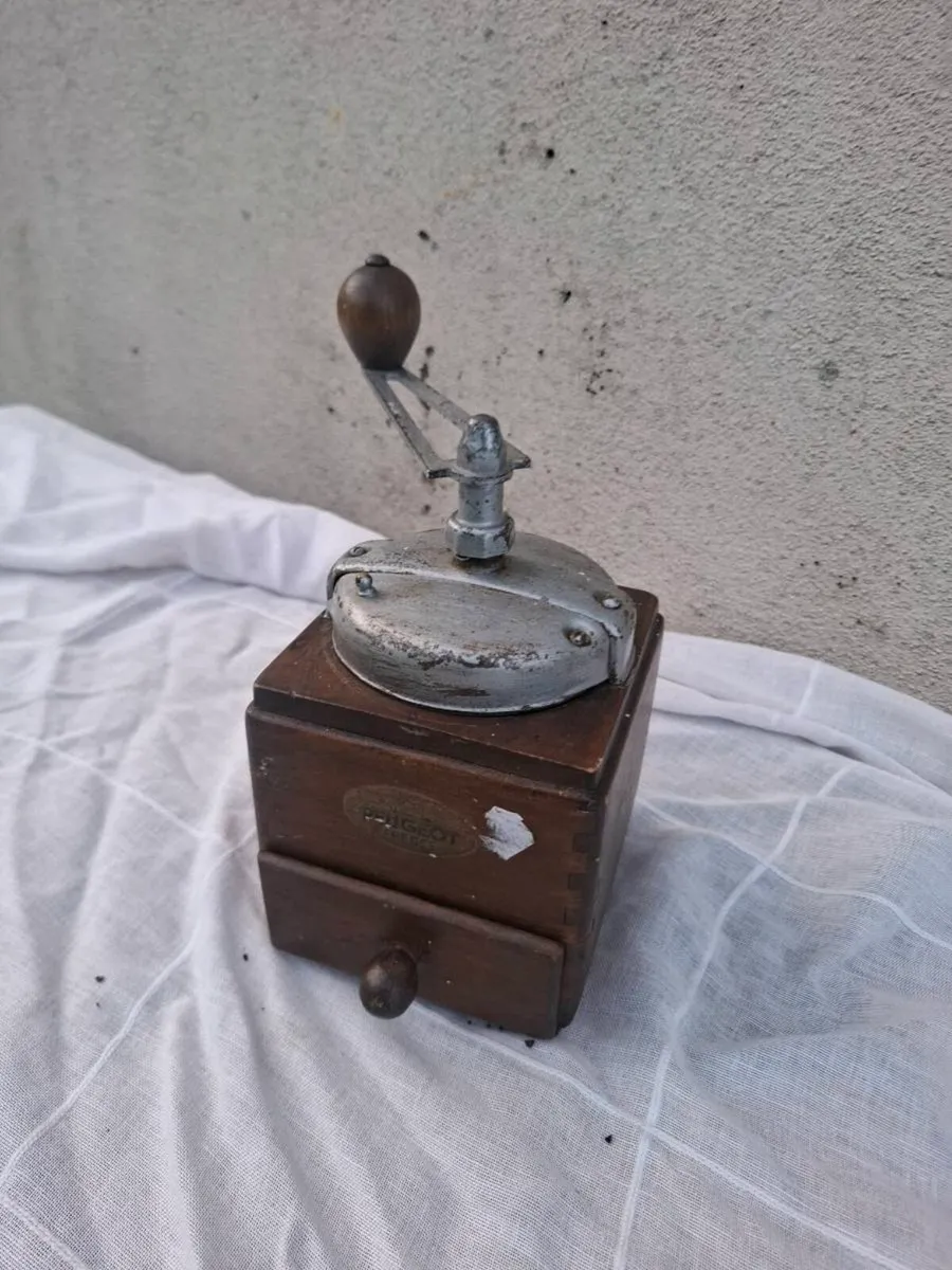 Old peugeot coffee grinder postage possible - Image 2