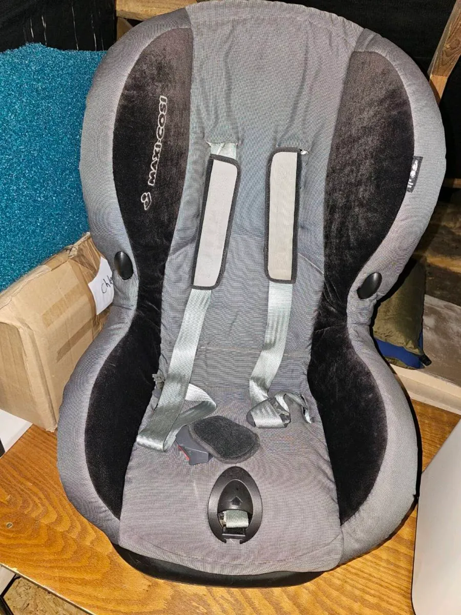 Maxi Cosi Priori car seat 9 to 18 kg