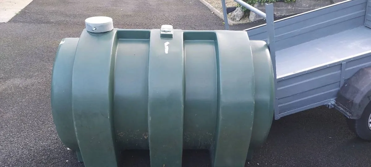 OIL TANK - Image 1