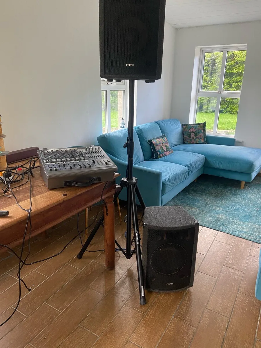 2 pa speakers 200watt Rms Each - Image 4