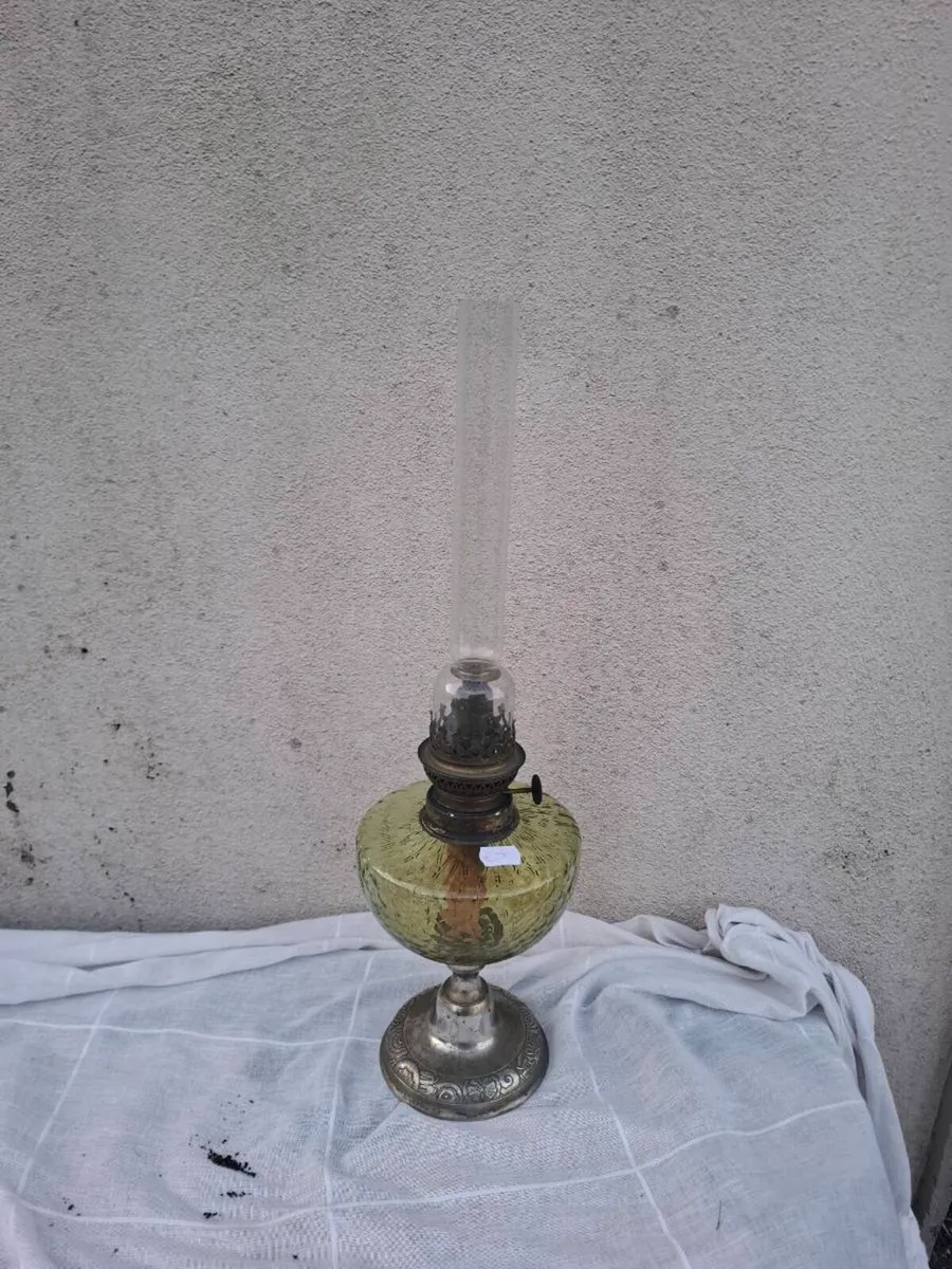 Glass antique oil lamp postage possible - Image 1