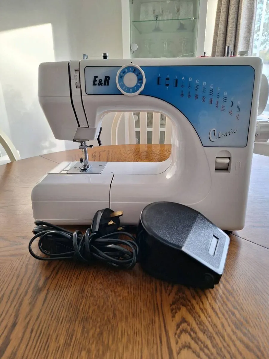 Sewing machine - Image 1