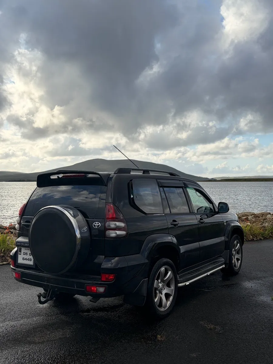 Crewcab Landcruiser - Image 3