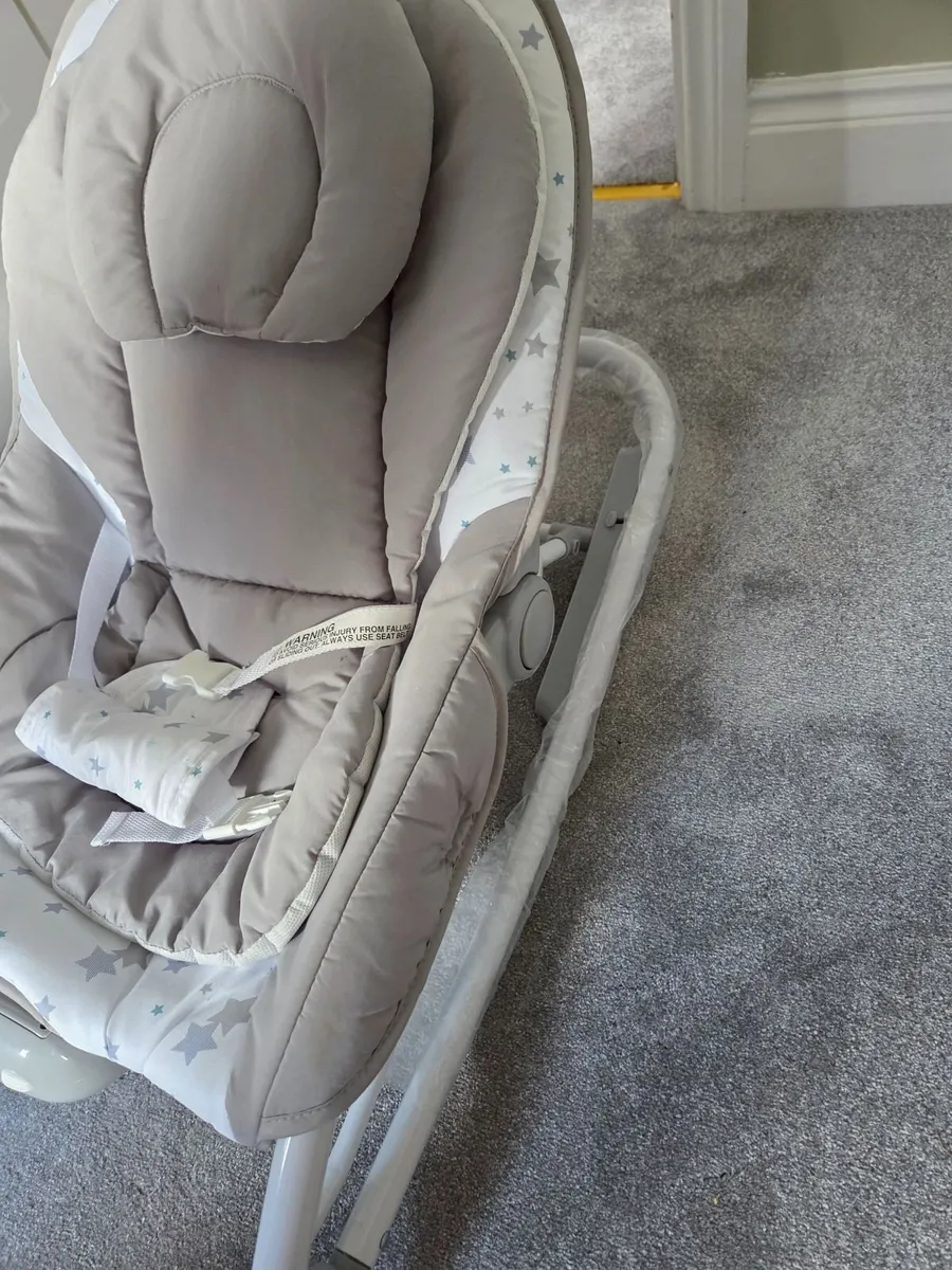 Bella baby vibrating Baby bouncer - Image 1