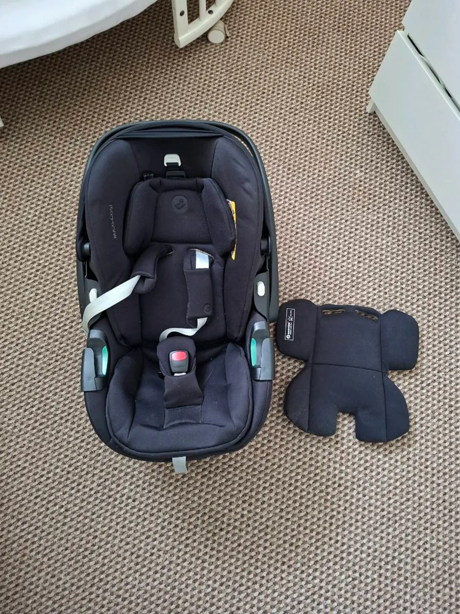 Maxi Cosi car seat - Image 3