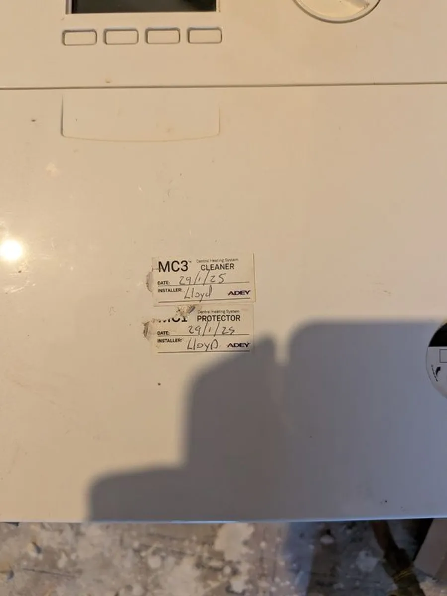 Ideal Logic Max System S18 IE Gas Boiler (18kW) - Excellent Condition - Image 3