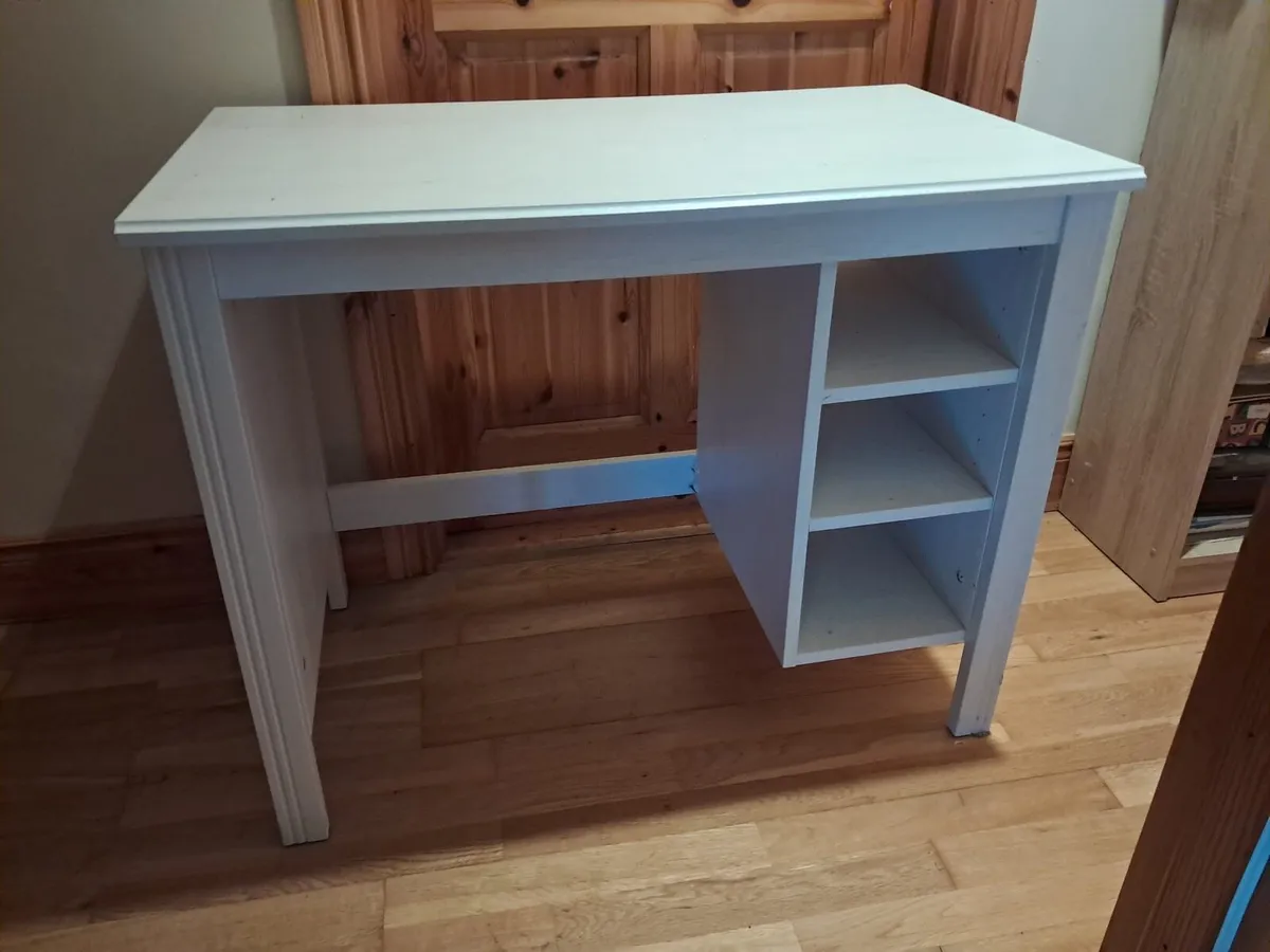 Table - Image 2