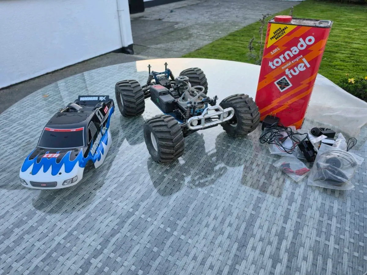 Remote control car - Image 2