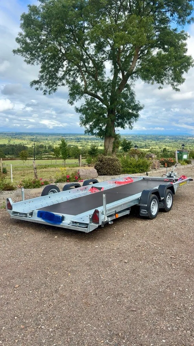 Car transporter - Image 1